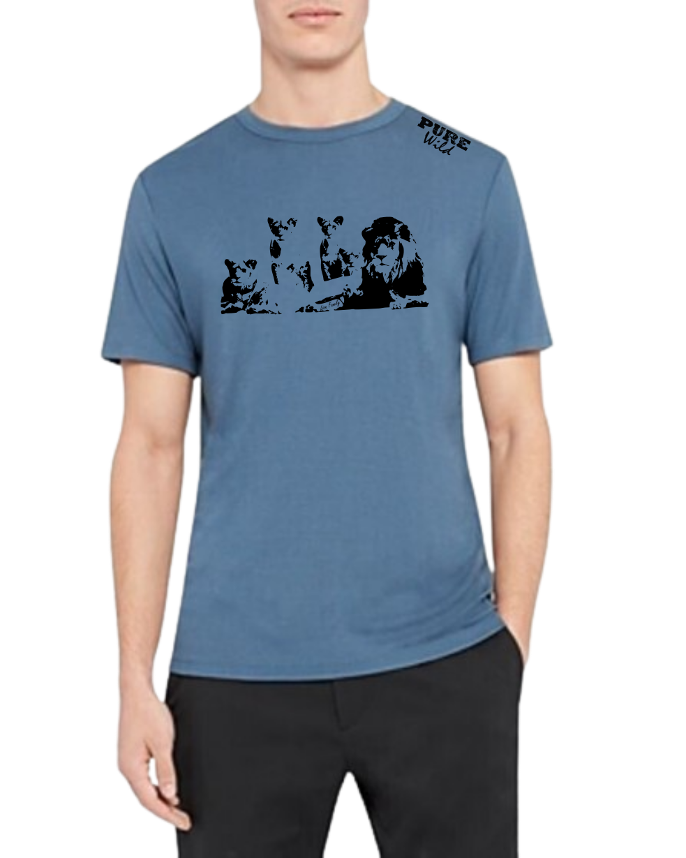 Lion Family T-Shirt For A Real Man